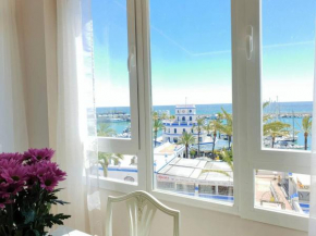 FANTASTIC APARTMENT B IN FRONT OF THE SEA & MARINA Estepona